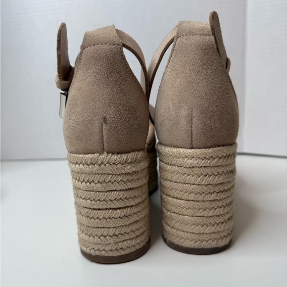 Marc Fisher Women’s Beige/Tan Leather & Suede, Woven Wedge Platform Sandals 8M - Picture 5 of 16